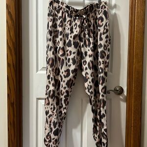 Kardashian kollection leopard pink leopard print pant in size XL